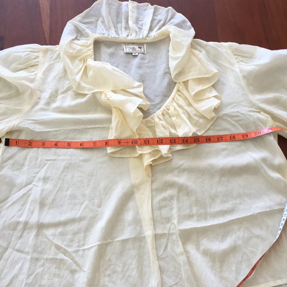 Mille Resort & Travel butter yellow semi sheer ruffle blouse M - Picture 8 of 10